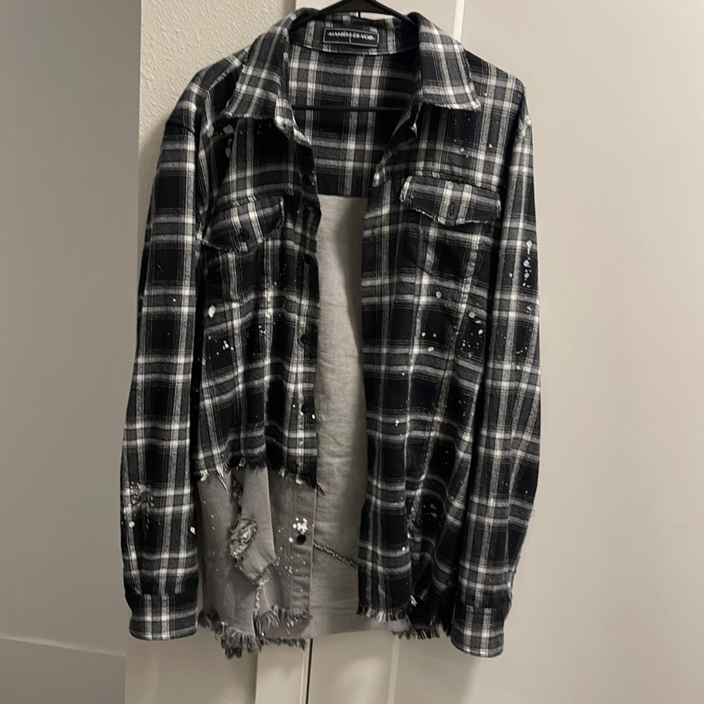 Maniere de Voir distressed flannel